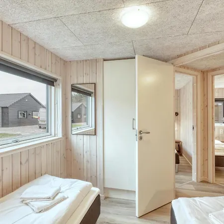 Дом отдыха Lovely In With Sauna *