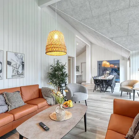 Lovely In With Sauna בית נופש